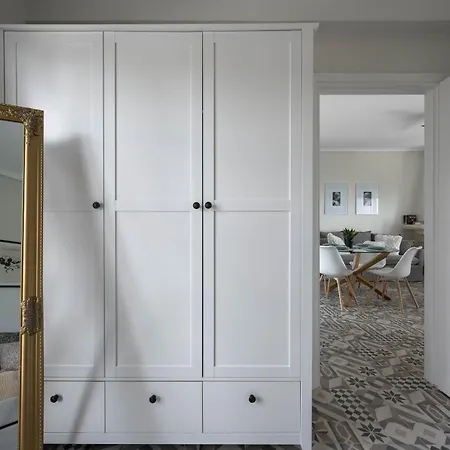 East Penthouse - Horizon Edge Retreat